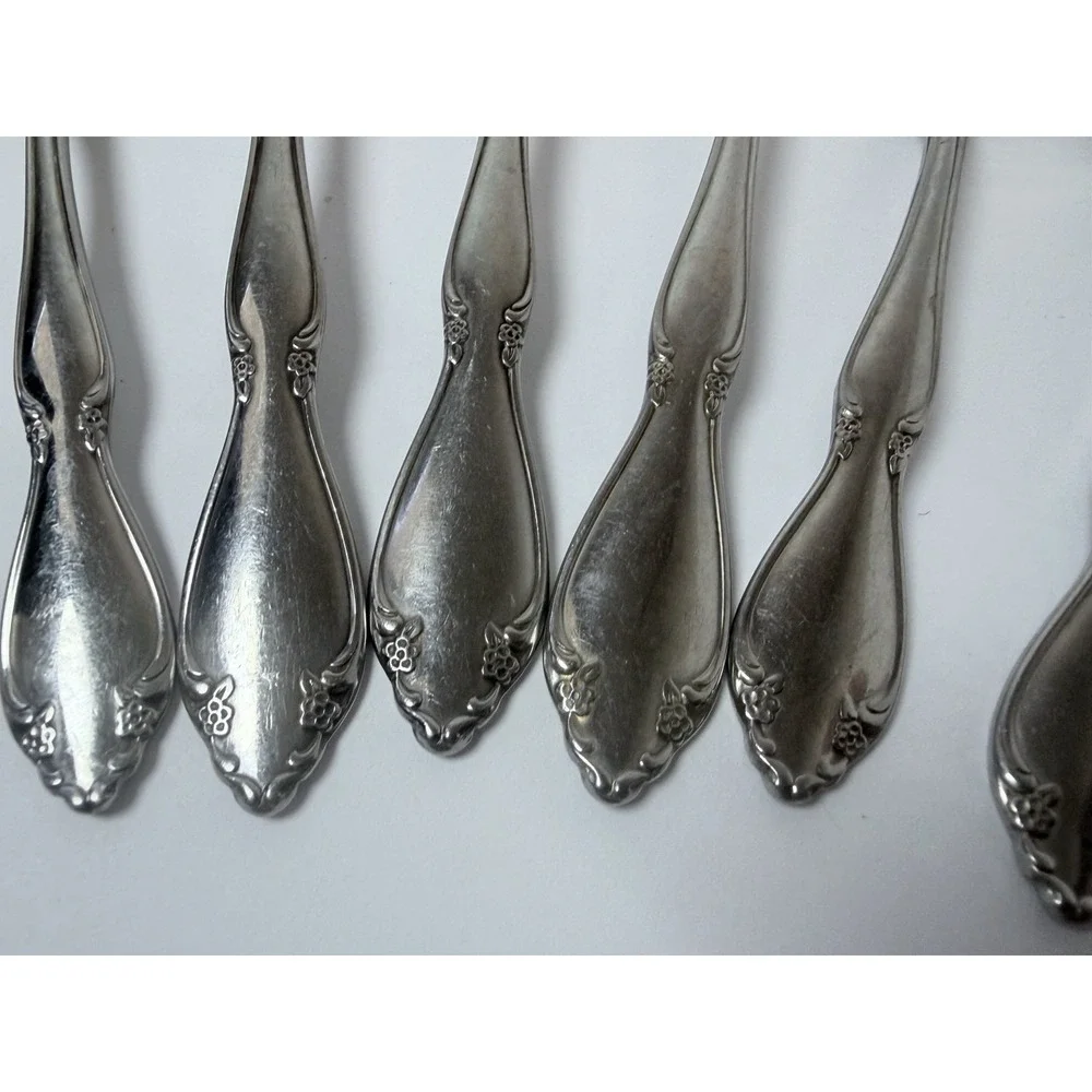 Oneida BERKELEY SQUARE‎ Stainless Lot Of 7 4 Teaspoons 3 Soup Spoons